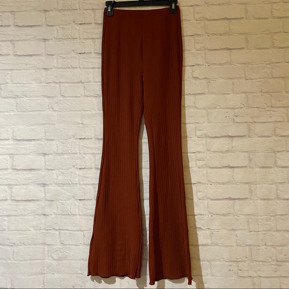 NEW Ribbed Flares - Picture 10 of 10